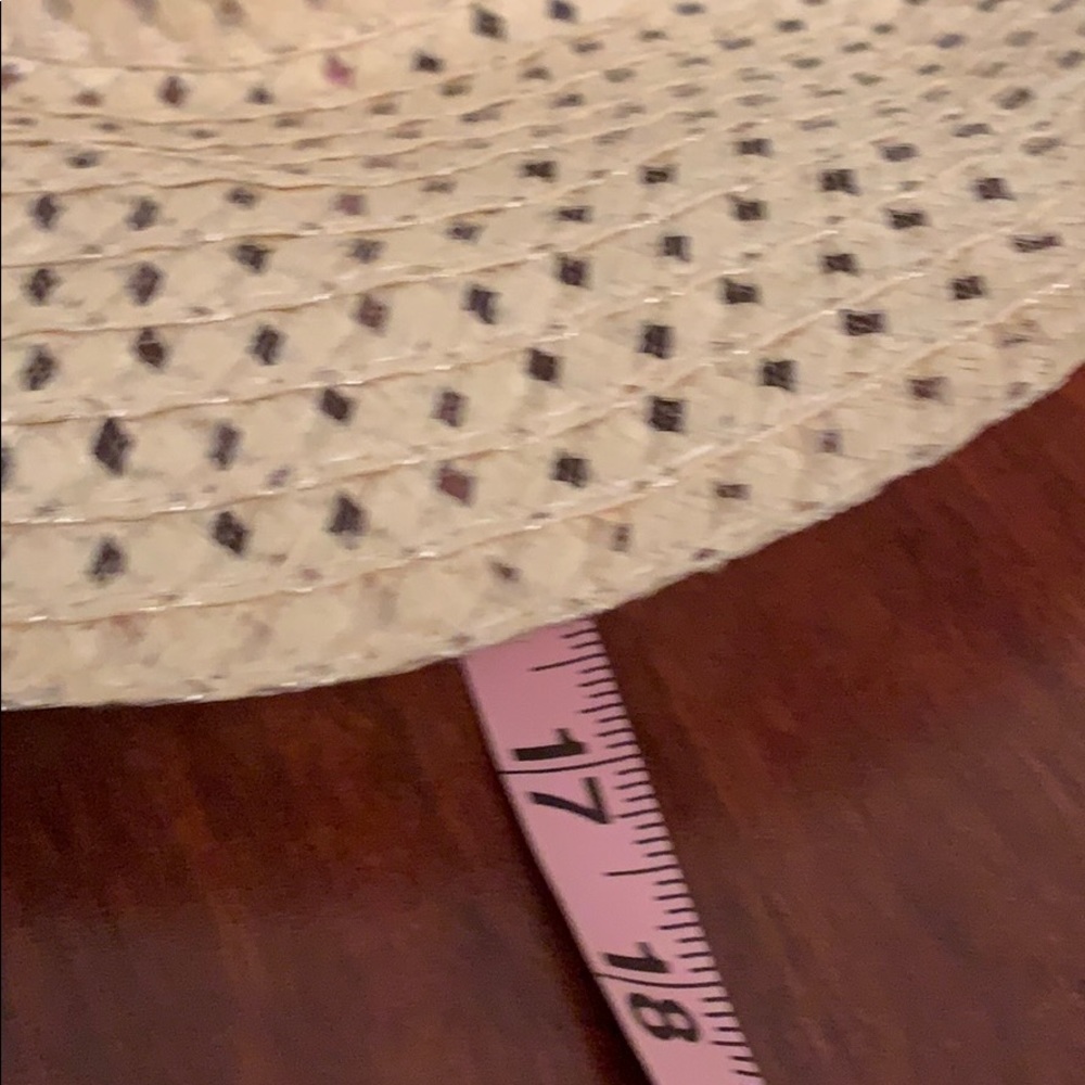 Sun ☀️ Hat - Picture 4 of 5